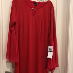 Orange pretty up-to the knee dress